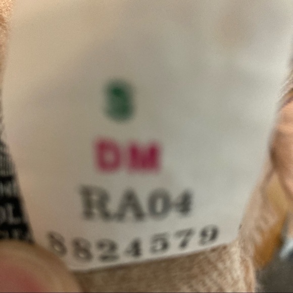 BHUTTICO Pure  New Wool Geometric Aztec Pattern Large Scarf - Picture 4 of 4